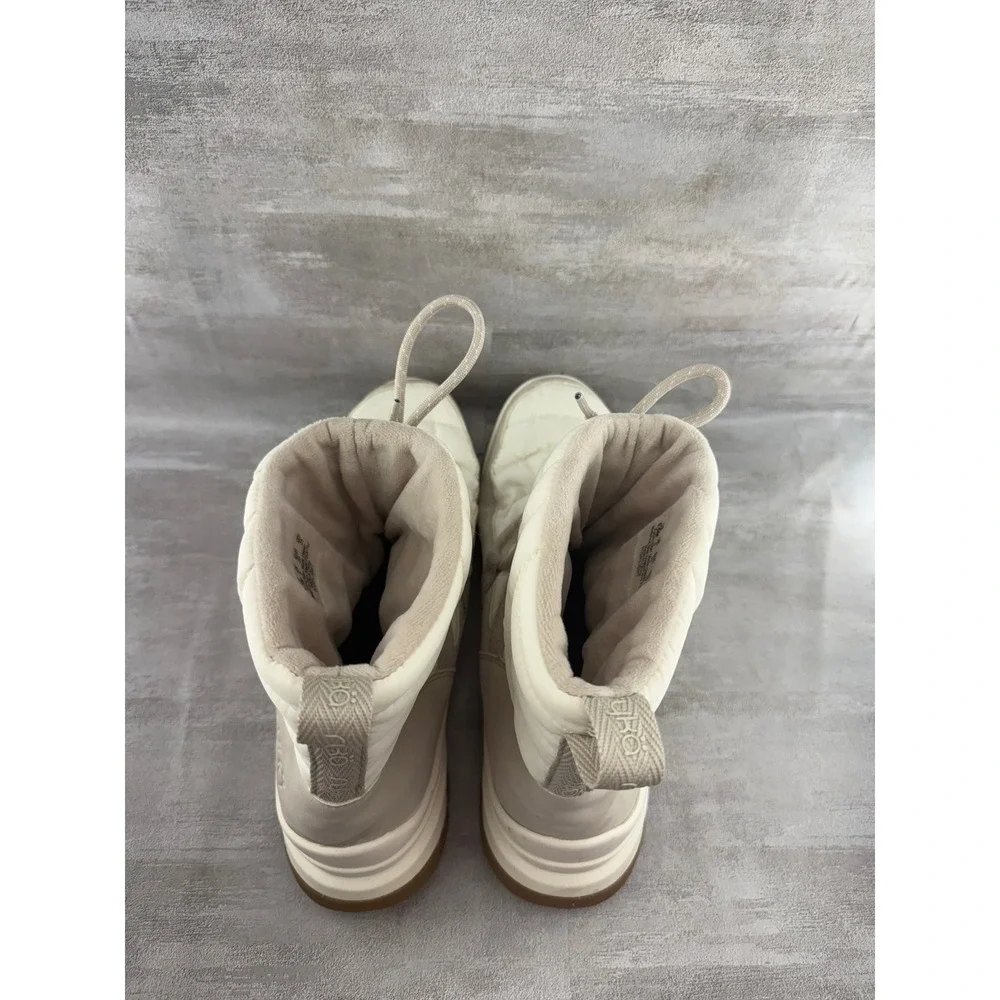 Ryka Highlight Women 8.5M Cream Quilted Water Repellent Winter Boots Tread Tech